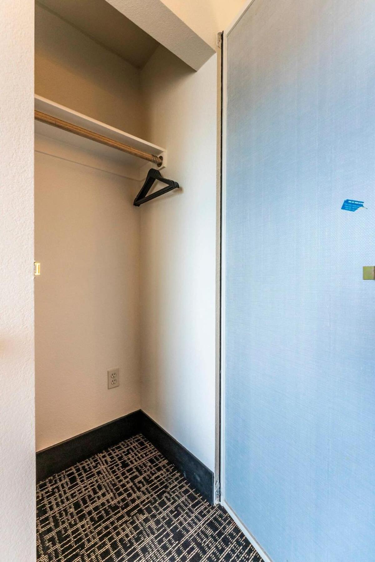 Tempe Studio Apartment 2 Buitenkant foto
